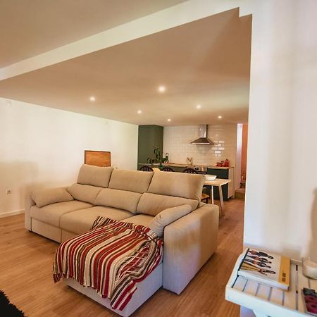 Epicos House, Your Home Away From Home. Nogueira  Екстериор снимка