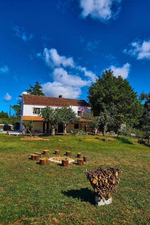 Epicos House, Your Home Away From Home. Nogueira  Екстериор снимка